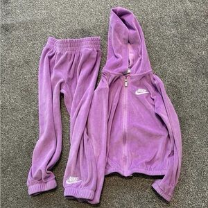 Nike Kids Purple Sweatpants and Hoodie Set Good Condition Toddler 4T 3-4 years